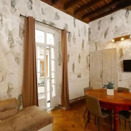 Elegante Appartamento Nel Cuore Di Torino Kültér fotó
