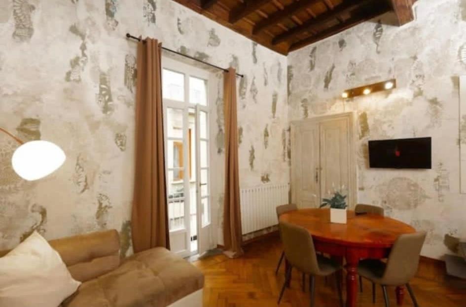 Elegante Appartamento Nel Cuore Di Torino Kültér fotó